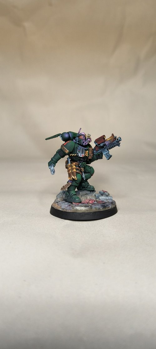 Dark Angels lieutenant