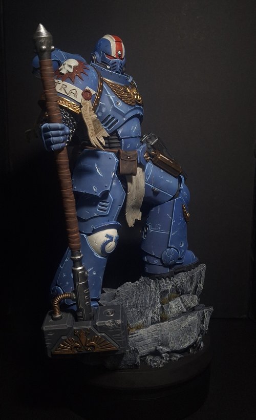 Captain Titus Space Marine 2