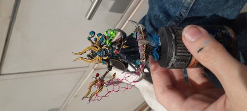 Szarekh the silant king
