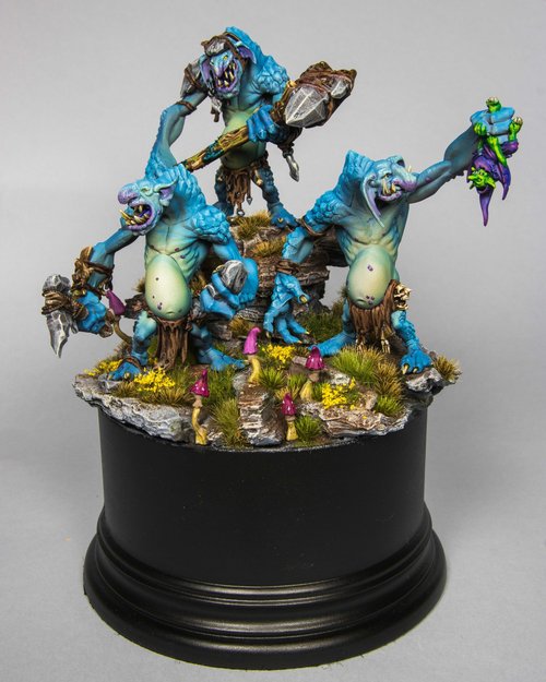Spotted-nosed trolls