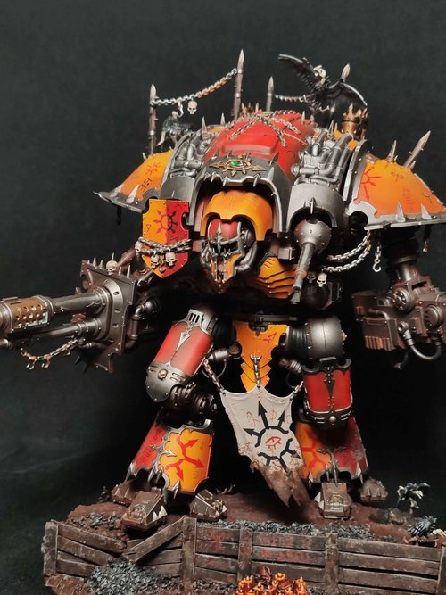 Chaos knigth with chaotic paintjob