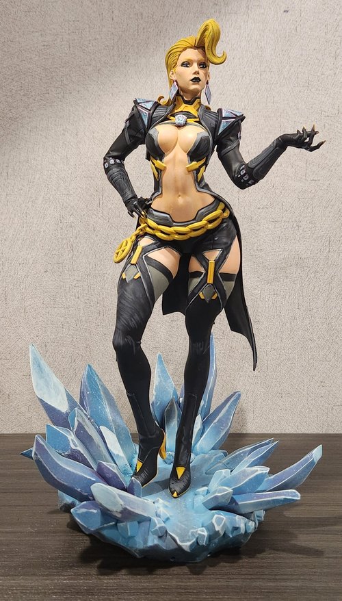 Emma Frost X-Revolution