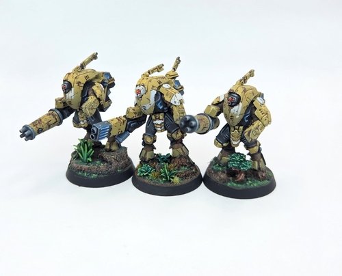 Tau stealth suit squad