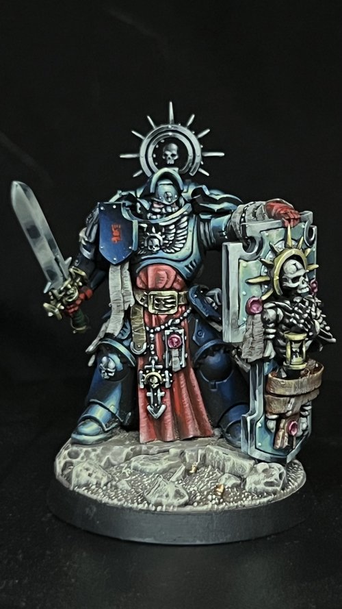 Crimson Fists Lieutenant