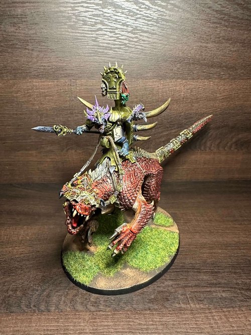 Saurus Oldblood on Carnosaur painted by Jared Aldi
