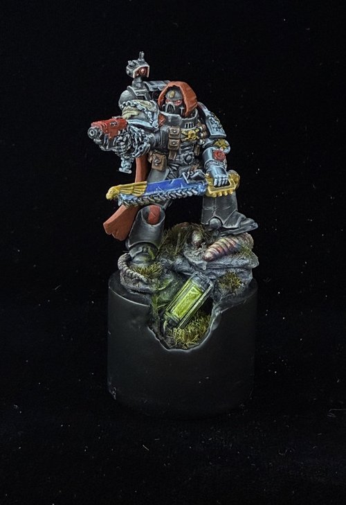 Demetrian Titus in Deathwatch Armor