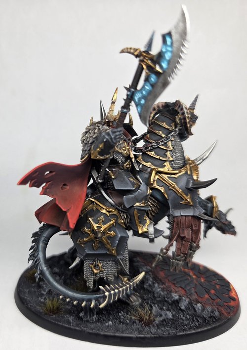 Chaos Lord on very daemonic mount.