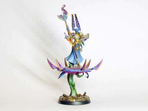 Gaunt Summoner on Disc of Tzeentch