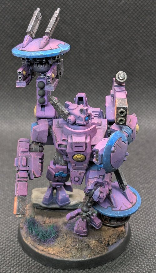 t'au xv8 crisis battlesuit
