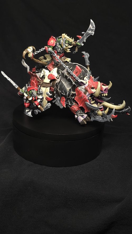 Tusk Boss On Maw Grunta