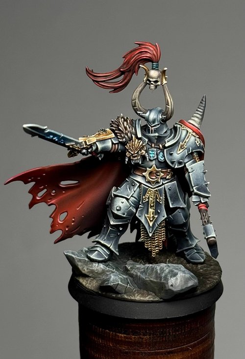 Exalted Hero of Chaos