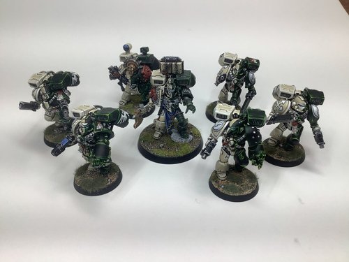 Dale Clemence - Assault Squad w/Librarian W40K