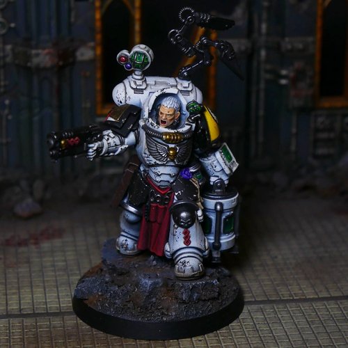 Imperial Fists Apothecary Biologis Dantor