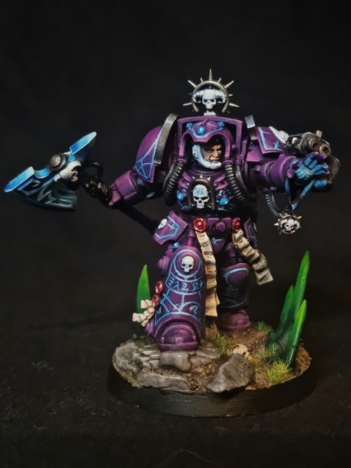 Librarian in Terminator armour
