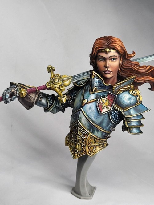 lady knight Viki
