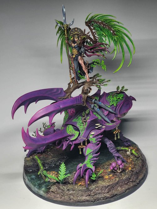 Alarielle the Everqueen