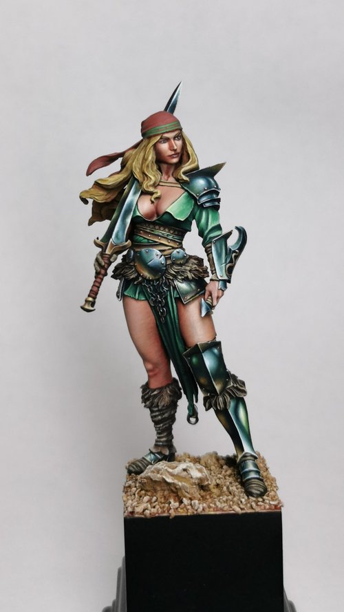 Alaana the bloody blade