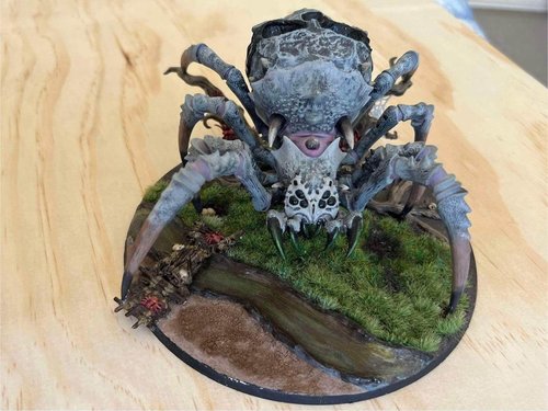 Spider with crying skull back