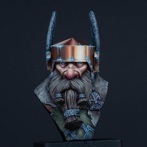 Gerd - Leader of the copper head dwarf clan