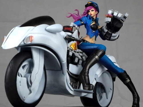Officer Vi
