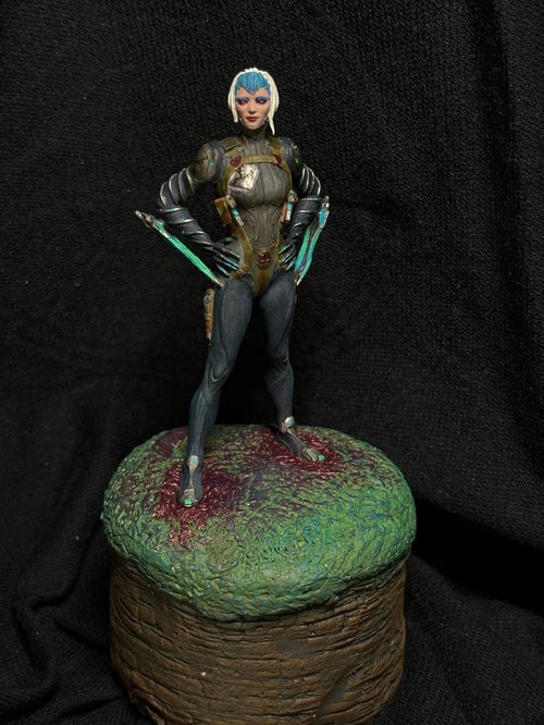 Protoframe "Mag" Aoi Morohoshi, on a Höllvanian so