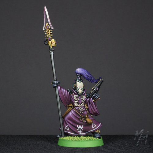 Eldar Warlock with singing spear