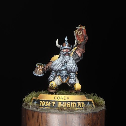 Bloodbowl Bugman