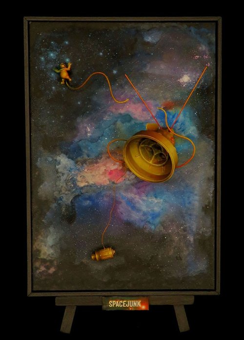 Spacejunk