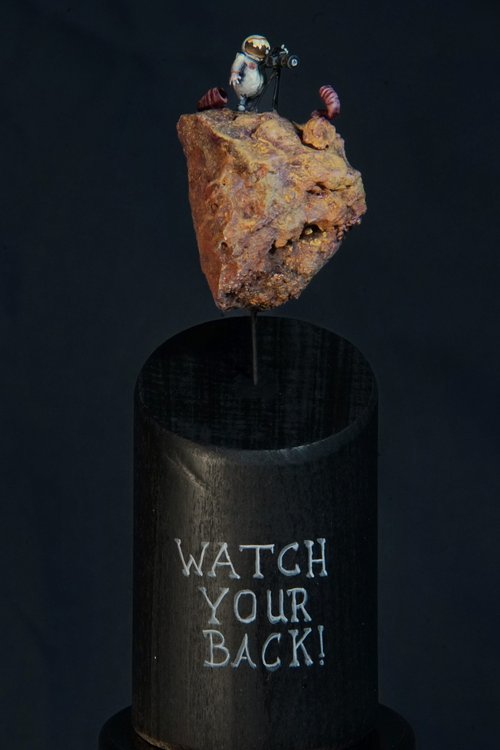Watch your back!