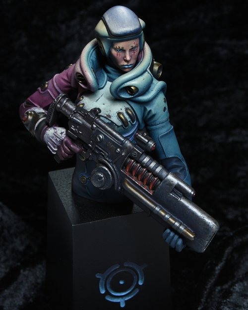 Merc 04