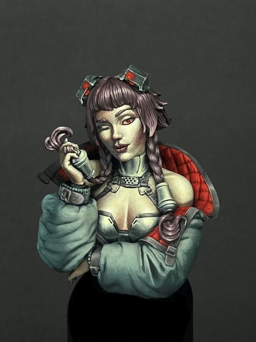 Alice cross