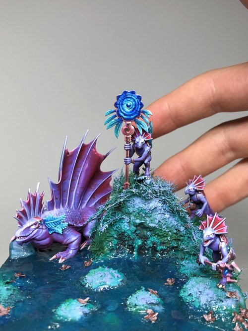 Little lizard men