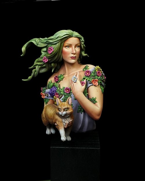 Vera (Spring Bust)