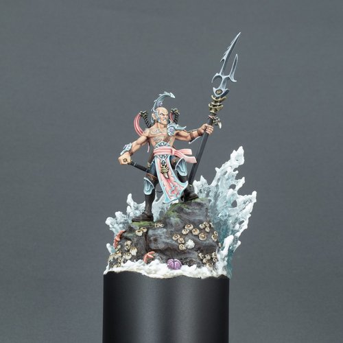 Idoneth Deepkin Thallmaster breaking wave