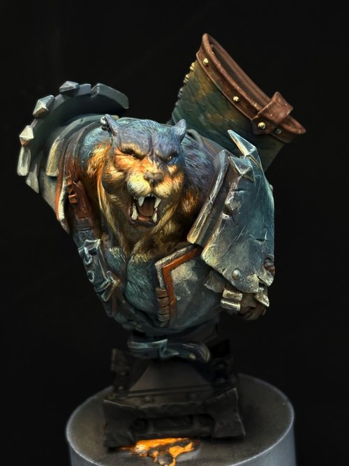 Leopard Bust