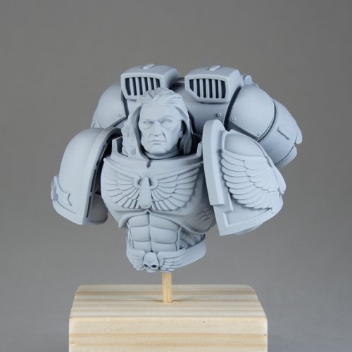 Commander Varen