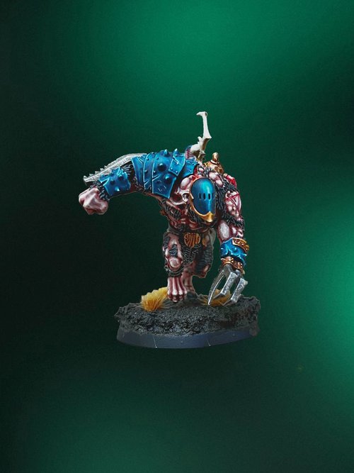 Grotesque on the Charge