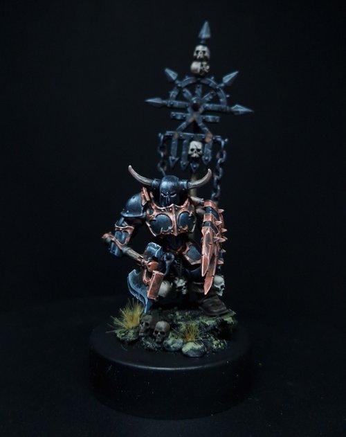 Chaos warrior of khorn