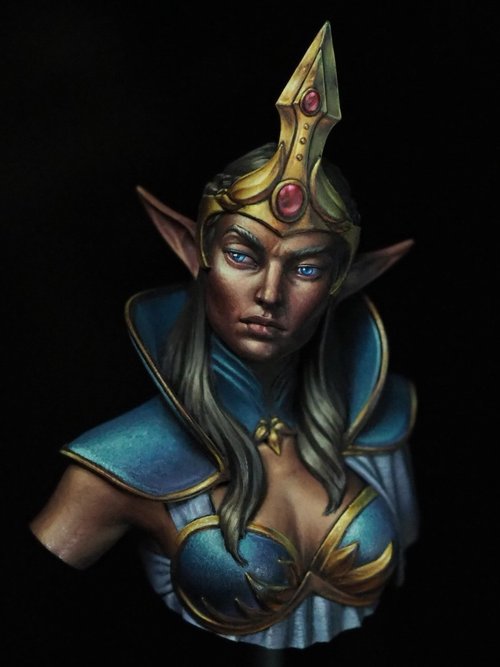 Elf lady
